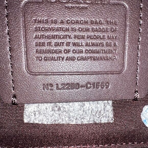 🔥🎁NEW! Coach JES Crossbody Puffy Line Quilt Msrp:$428.00 - Picture 8 of 9